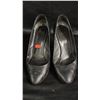 Image 2 : GENUINE GUCCI LADIES PUMPS - SIZE 38.5