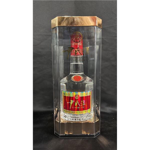500 ML BOTTLE OF YINSHIJIU - SEALED BOTTLE IN ORIGINAL CLEAR CASE