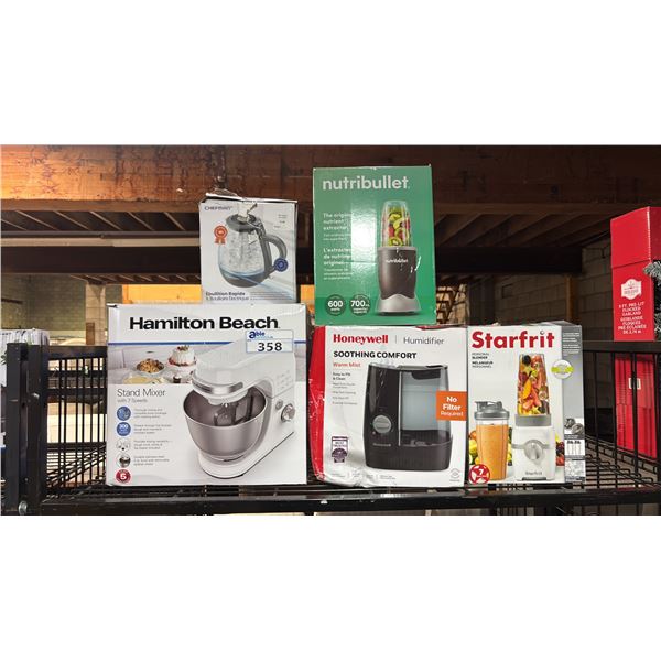 SHELF OF SMALL APPLIANCES - STAND MIXER, GLASS ELECTRIC KETTLE, WARM MIST HUMIDIFIER & PERSONAL