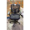 Image 1 : BLACK MESH BACK OFFICE CHAIR