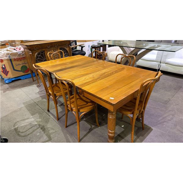 ANTIQUE FIVE LEGGED TABLE WITH SIX JACOB & JOSEF KOHN WIEN ANTIQUE BENT WOOD CHAIRS