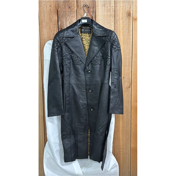 LADIES VERSACE LEATHER COAT WITH GARMENT BAG - SIZE 10 *GARMENT BAG NEEDS CLEANING*
