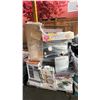 Image 1 : PALLET OF HOME HOME GOODS: COOKWARE, GAMES, LIGHT FIXTURES, ESPRESSO MAKER & MORE