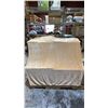 Image 2 : CASE OF CREAM COLORED FLANNEL BLANKETS - 130CM X 150CM