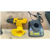 Image 3 : DEWALT 18V CORDLESS DRILL W/2 BATTERIES & CHARGER AND 12V DEWALT CORDLESS DRILL W/CHARGER
