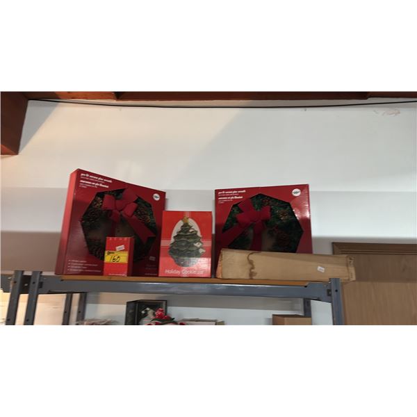 SHELF OF CHRISTMAS DECORATIONS