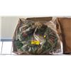 Image 1 : LARGE CHRISTMAS WREATH