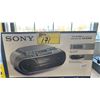 Image 2 : SONY CD-R/RW PLAYBACK CD RADIO CASSETTE RECORDER