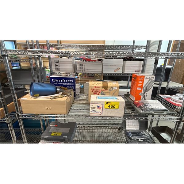 BYNFORD NAIL GUN IN A HARD TRANSPORT CASE, GRAVITY FED SPRAY GUN, THE SPRAYER OF 101 USES, BYNDFORD