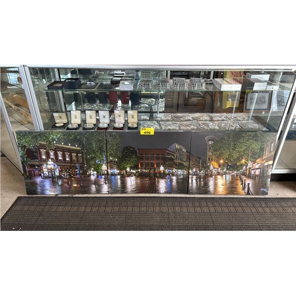 TRYPTIC GASTOWN CANVAS PRINTS - 25"W X 20 1/2"H