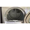 Image 3 : MAYTAG 2000 SERIES GREY FRONT ENTRY CLOTHES DRYER