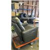 Image 3 : BROWN LEATHER RECLINER *NO POWER CORD/WORKING CONDITION UNKNOWN*