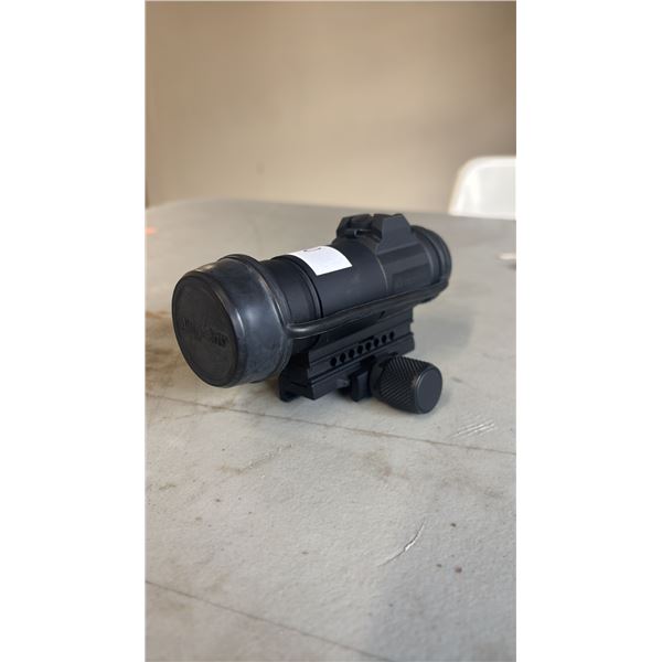 AIMPOINT RED DOT SCOPE