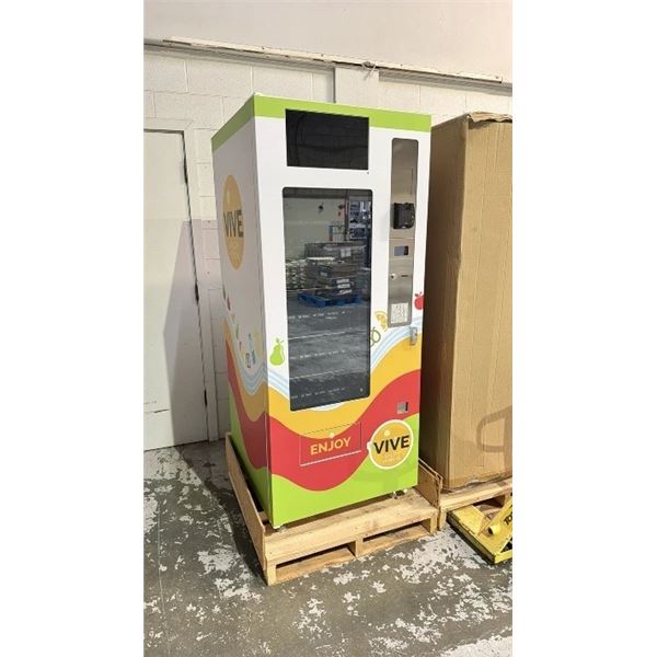 *NEW* VIVE VENDING MACHINE WITH DIGITAL DISPLAY ADVERTISING - FEATURES CREDIT CARD, CASH, INTERAC