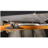 Image 5 : THOMPSON/CENTER HAWKEN FLINTLOCK RIFLE 711MM .50 CAL 1 SHOT CAPACITY - S/N: 375577