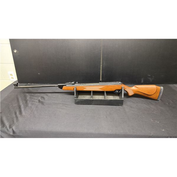 DIANA MODEL 350 AIR RIFLE 495MM .22 CAL 1 SHOT CAPACITY -S/N: 20066283