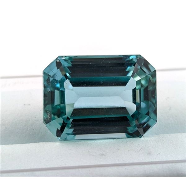 13.34 CT CERTIFIED METALLIC GREEN HIDDENITE GEMSTONE ($6,670 APPRAISAL, APPRAISAL NOT GUARANTEED)