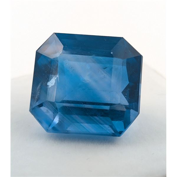 94.53 CT CERTIFIED METALLIC BLUE FLUORITE GEMSTONE ($23,635 APPRAISAL, APPRAISAL NOT GUARANTEED)
