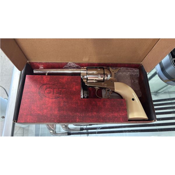 COLT PEACEMAKER CO2 BB AIRGUN & BOX OF CARTRIDGES