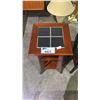 Image 2 : TILE IN-LAID TOP MAHOGANY FINISH SMALL PLANT STAND 13" X 13" X 26"