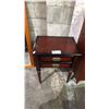 Image 2 : 2-DRAWER SIDE TABLE 22" X 16" X 30"