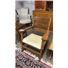 Image 1 : ANTIQUE MISSION OAK ROCKING CHAIR