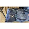 Image 2 : SHELF OF ASSORTED JEAN & SHORTS - ASSORTED SIZES, STYLES & COLOURS