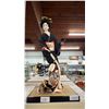 Image 1 : 15" TALL GEISHA FIGURINE ON A 8.5"W X 7"S X 1"T STAND