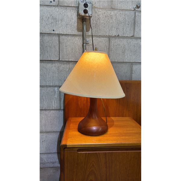 MID CENTURY MODERN TEAK HERSHEY'S KISS SHAPE TABLE LAMP