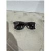 Image 1 : Coach H8313 use sunglasses