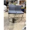 Image 1 : 2 barstools