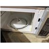 Image 2 : Hamelton Beach microwave