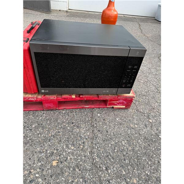 LG microwave
