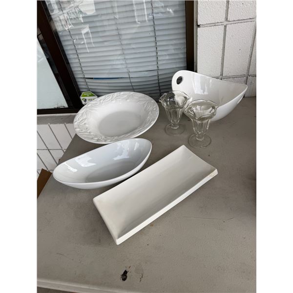 Kitchen dishes