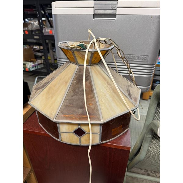 Hanging light fixture
