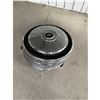 Image 1 : Hubcaps Ford motor company