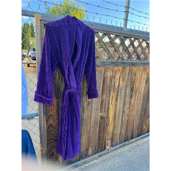 Robe size large