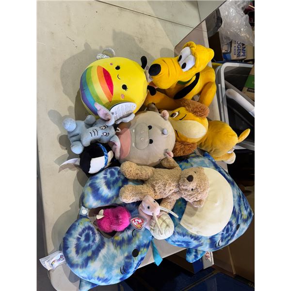 Squish mellows and other stuffy's