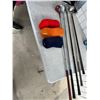 Image 1 : Golf clubs