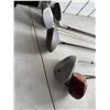 Image 2 : Golf clubs