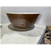 Image 2 : Pyrex bowl