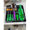 Image 1 : Pumpkin carving set