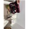 Image 1 : Singer, sewing machine items