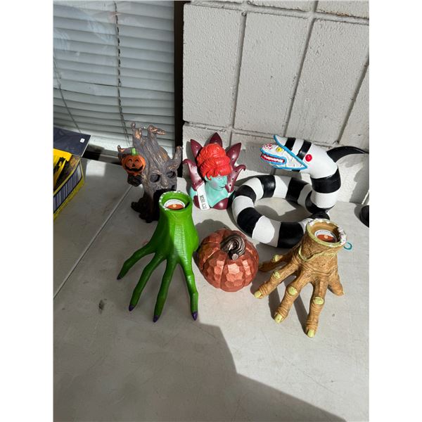Halloween decor
