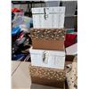 Image 1 : Storage boxes