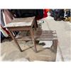 Image 1 : Plant stand