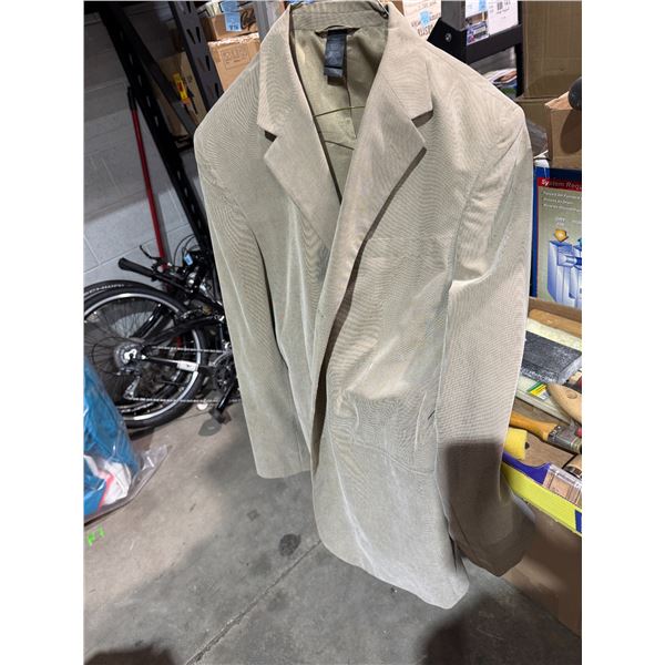 Suit coat