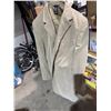 Image 1 : Suit coat