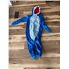 Image 1 : Shark costume size not shown