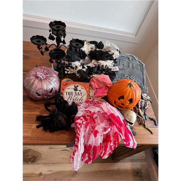 Halloween decor